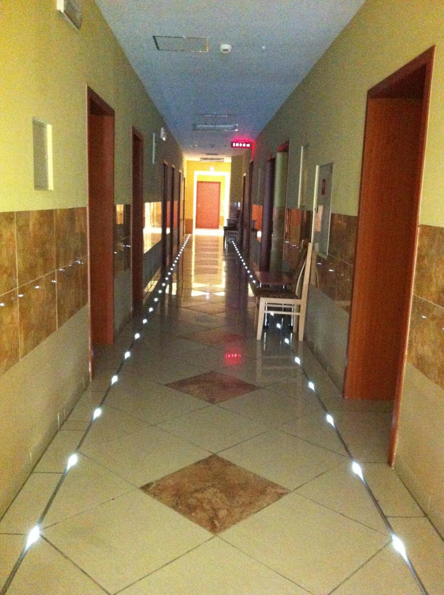 Nu Hotel Łódź Dış mekan fotoğraf