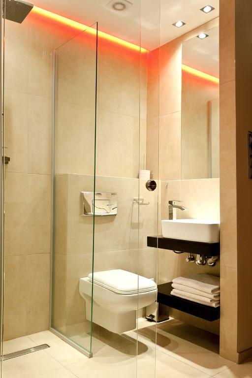 Nu Hotel Łódź Dış mekan fotoğraf